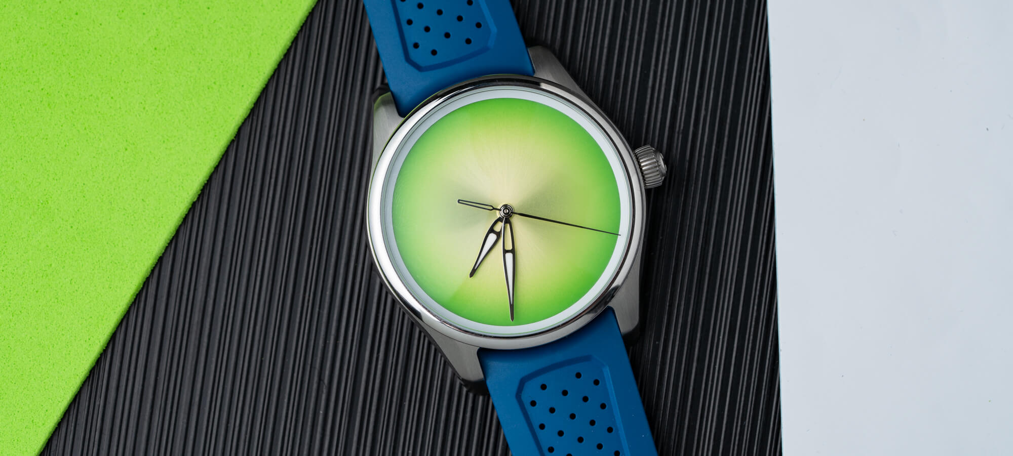 H. Moser & Cie. Pioneer Centre Seconds Concept Citrus Green